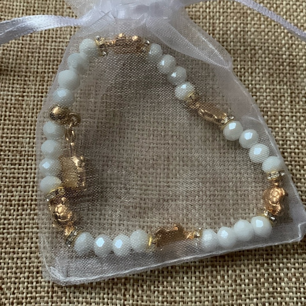 One Turtle Charm Bracelet Beaded Gold Turtle Bracelet